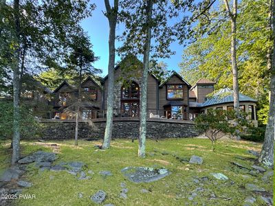 85 Boulder Point Rd, Lakeville, PA, 18438