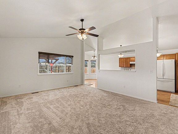 3rd image of 205 Windflower Way