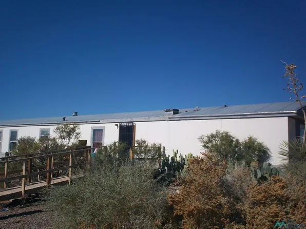 1025 Apache Hills Dr NW, Deming, NM 88030