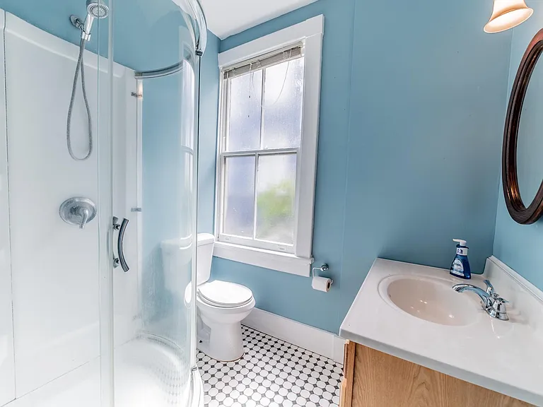 1220 E Duffy St — Photo 14
