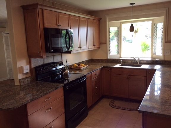 3rd image of 885 Kainui Dr