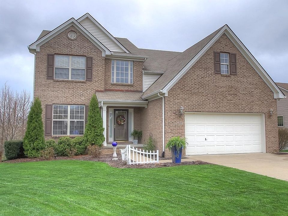 1st image of 136 Brome Dr