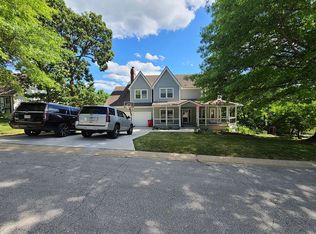 2516 SW Still Meadows Ln, Blue Springs, MO 64015