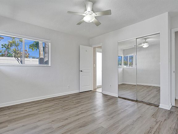 4th image of 2934 Middle River Dr