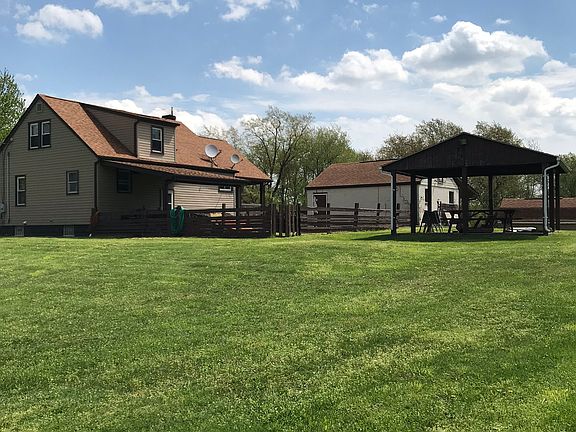 Rear corner w/ pavilion 