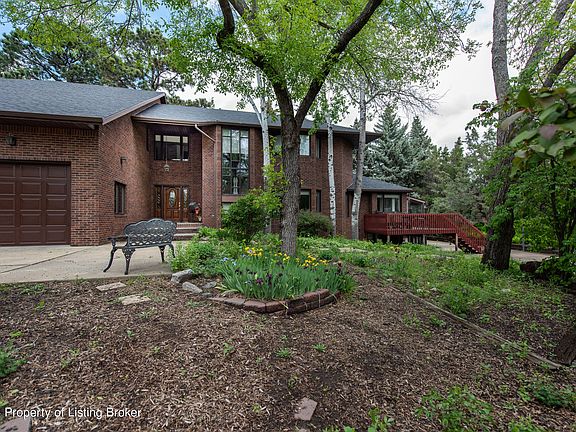 2nd image of 1074 Timber Hollow Dr