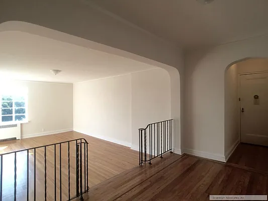 Rented by Sovereign Associates | media 37