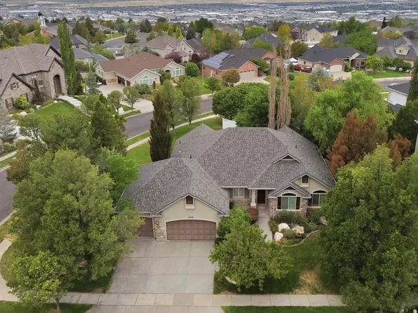 4668 S Bountiful Ridge Dr, Bountiful, UT 84010