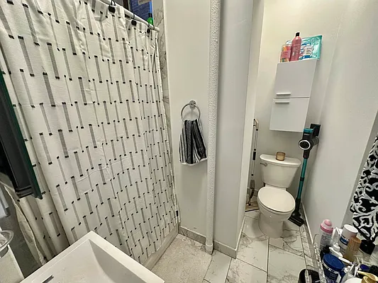 Rented by WVNY Real Estate LLC | media 5