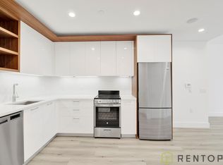 224 E 135th St #2305, Bronx, NY 10451