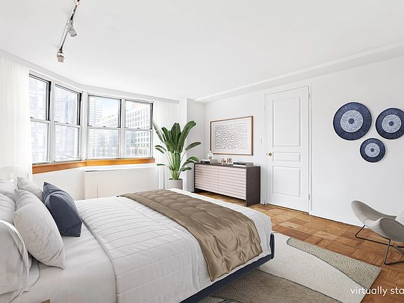 5th image of 155 E 34th St #17GH
