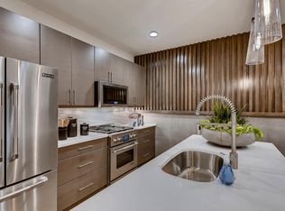 19590 E Sunset Cir, Centennial, CO 80015