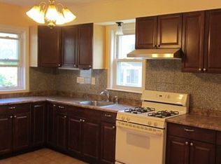 36 Illinois Ave #1, Somerville, MA 02145