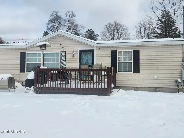 15601 Deloof St, East Lansing, MI 48823