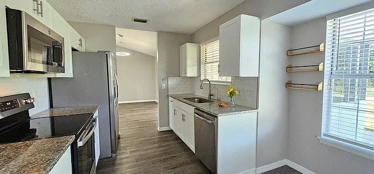7855 W Price Blvd — Photo 7