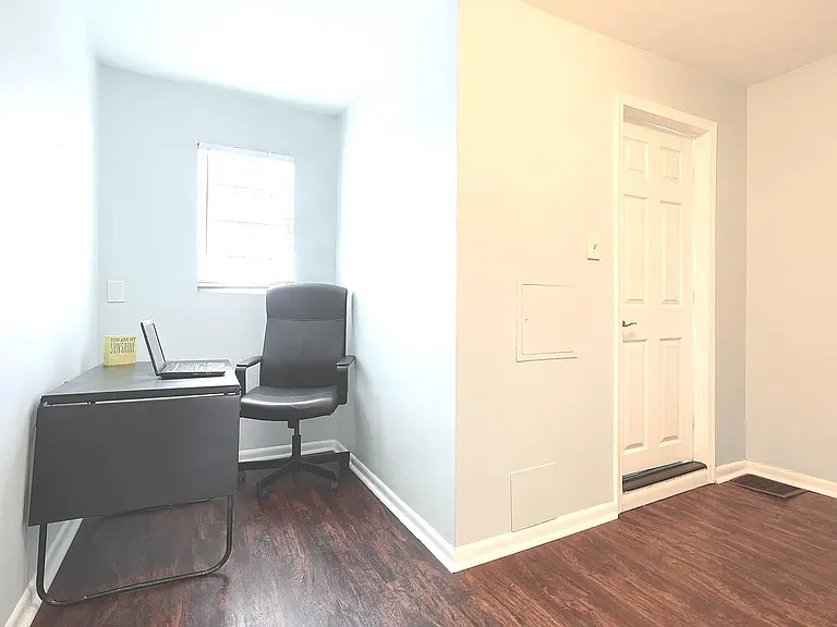 321 S Fagley St — Photo 12