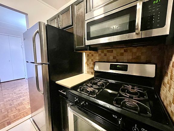 5th image of 32 Park Ave #4W1
