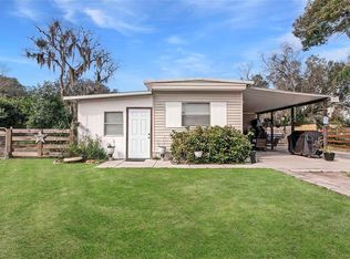 2072 NW 10th Ter, Lake Panasoffkee, FL 33538