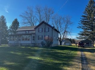 8323 Gee Rd, Canastota, NY 13032