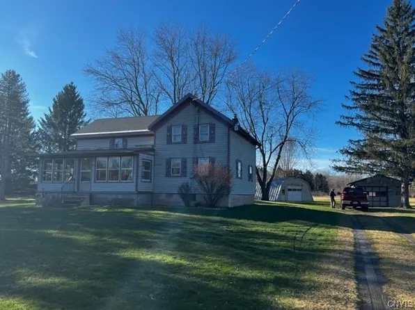 8323 Gee Rd, Canastota, NY 13032