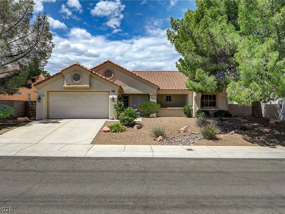 1st image of 2929 Lotus Hill Dr