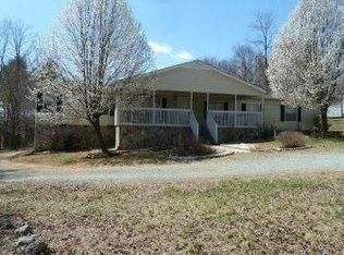 160 Taylor Tyree Rd, Rocky Mount, VA 24151