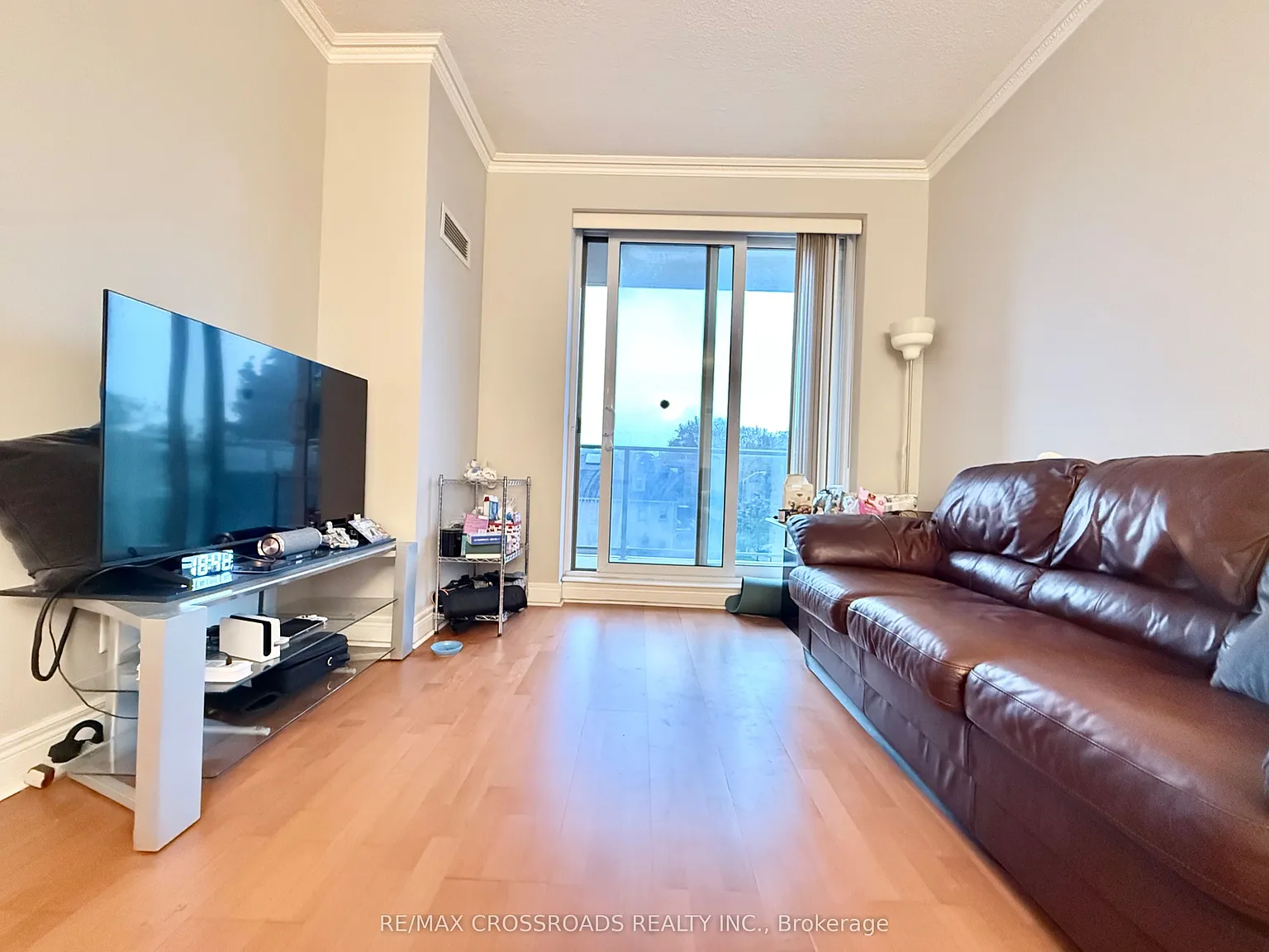 2 bed, $2,900 — Photo 2