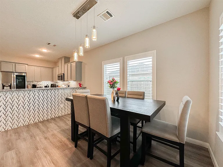 727 Road 5105 — Photo 14