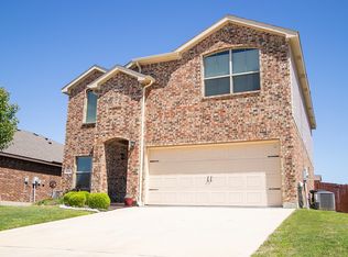 8220 Spotted Doe Dr, Fort Worth, TX 76179