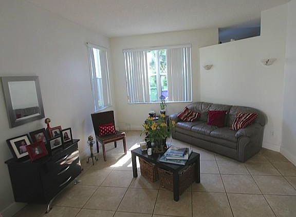 4th image of 2021 NW 188th Ave