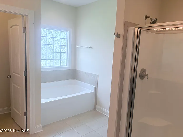 311 Aquamarine Cir — Photo 35