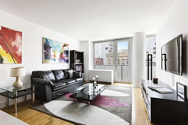 Sold by Compass | media 1