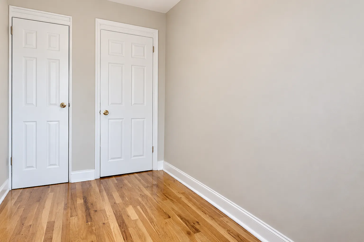 386 Manhattan Avenue — Photo 4