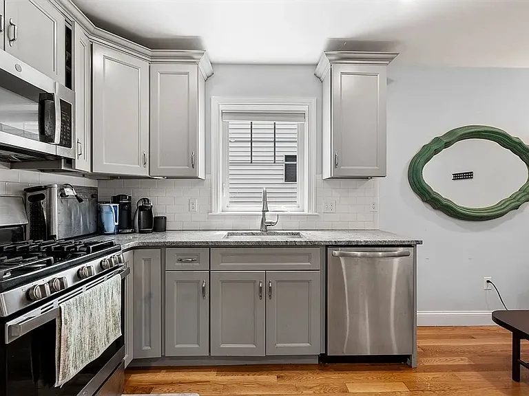 41 Horace St — Photo 8