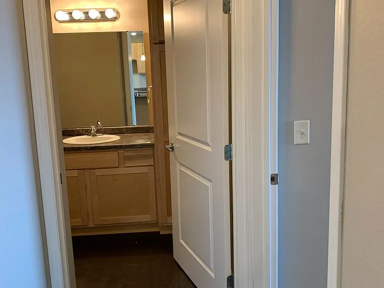 Aspen Trail Apartments — Photo 98