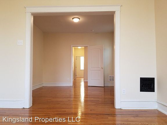 5th image of 4162 McRee Ave APT 2W