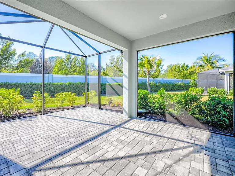 2373 Ariane Dr — Photo 24