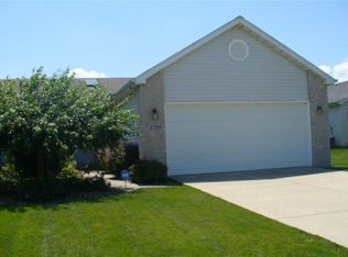 1739 Chestnut Dr, Crown Pt, IN 46307