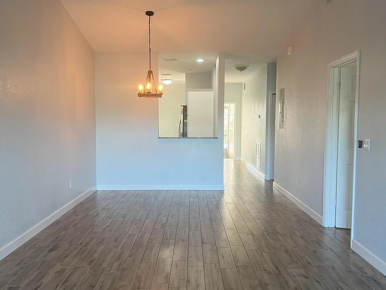 4210 Gator Trace Cir — Photo 7