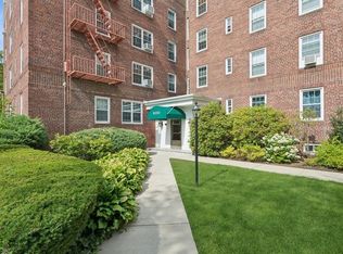 8350 Boulevard E APT 4B, North Bergen, NJ 07047