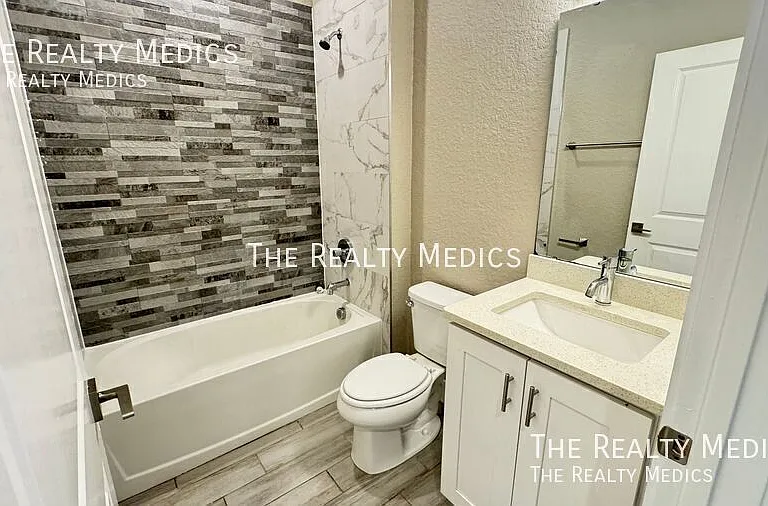 239 Hibiscus Ln — Photo 28