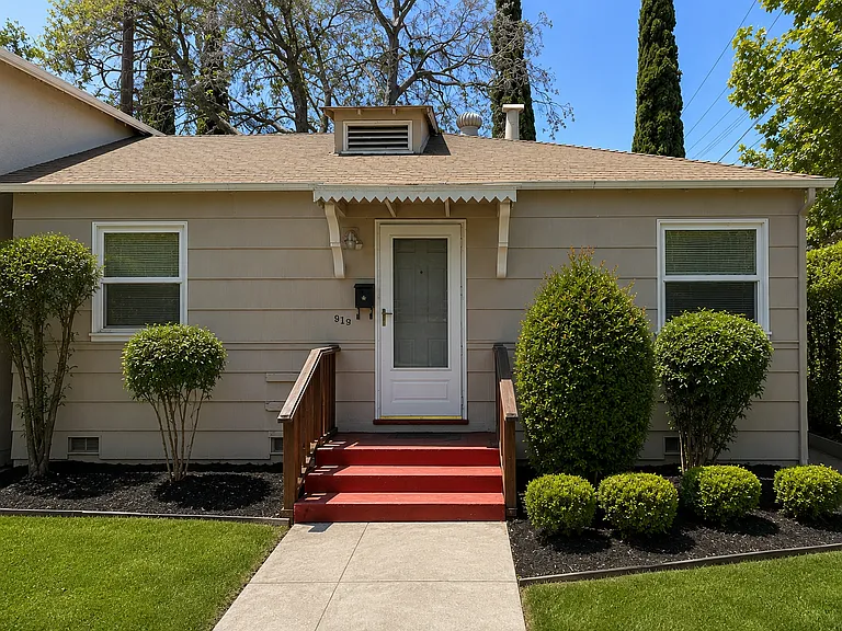Private front entrance