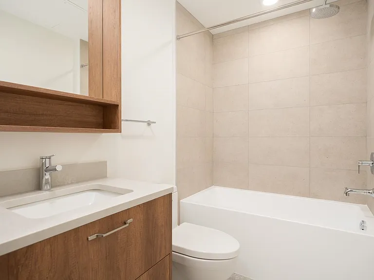 133 W 49th Ave #413 — Photo 13