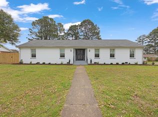 166 Skyridge Dr, Jackson, TN 38305