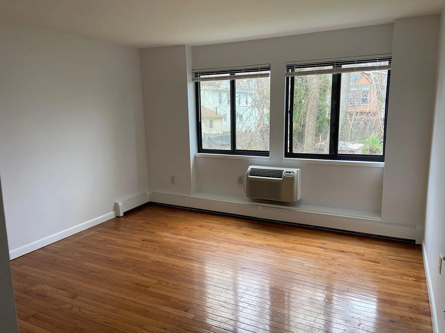 1 bed, 675 sqft, $2,200 — Photo 3