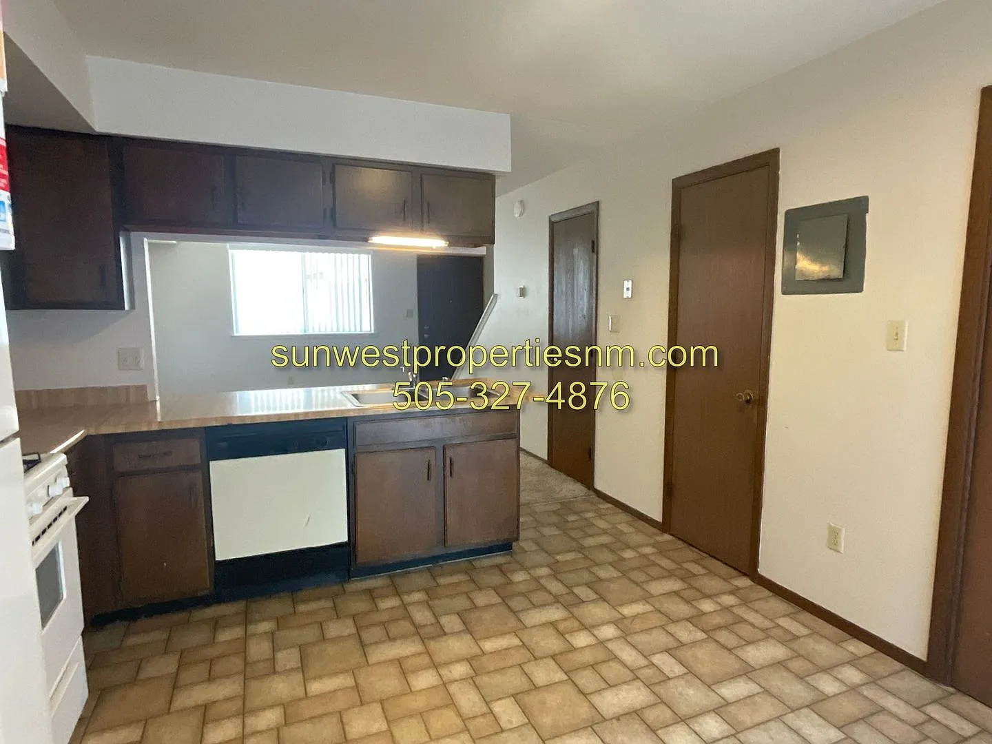 Farmington Ave. 1621 — Photo 4