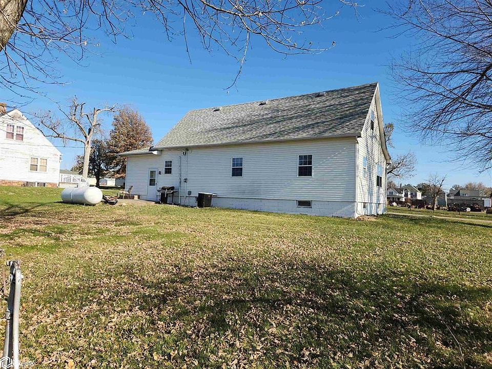 401 Crowley St, Clutier, IA 52217 Zillow