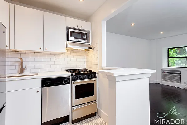 Rented by Mirador Real Estate | media 16