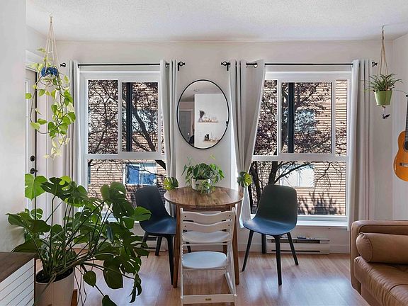 3rd image of 1028 Balmoral Rd #302