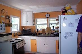 2nd image of 903 Pine St APT 1-4